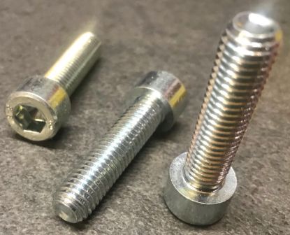 Picture of B104000 - SCREW CHC 10-40 CL:10.9